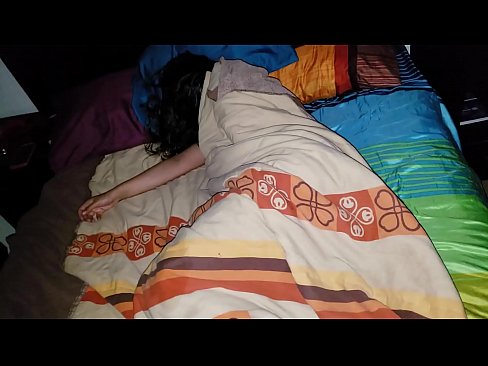 ❤️ Stepson berating sua jovem madrasta enquanto ela dorme. ️❌ Sexo superior em porno pt-br.dreamlandpassionfever.ru ❌️